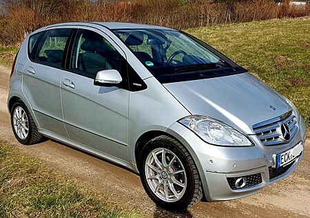 Mercedes-Benz A 180 AVANTGARDE BlueEFFICIENCY, EASY VARIO PLUS