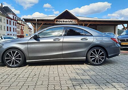 Mercedes-Benz CLA 180 COUPE