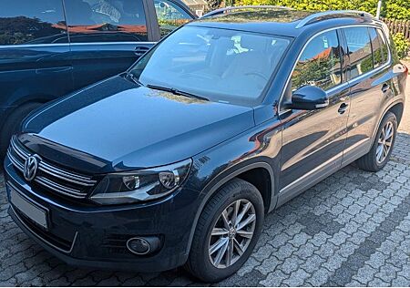 VW Tiguan Volkswagen 2.0 TDI DSG 4x4 Sport & Style