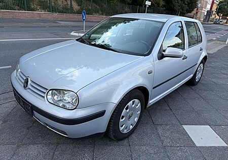 VW Golf Volkswagen 1.6 Auto