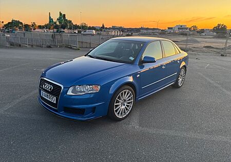 Audi A4 DTM Edition signiert2.0 T FSI 162kW quattro