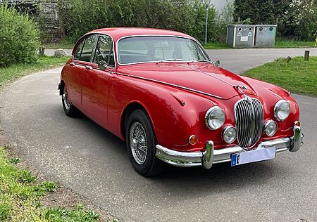 Jaguar MK II