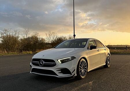 Mercedes-Benz A 35 AMG A35 4MATIC Limousine | 306 PS | Pano | TÜV NEU