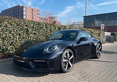 Porsche 992 SpChr-Matrix-Inno-360-Bose-SAGA-3JApprov-Exclusi