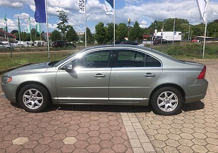 Volvo S80 D5 metallic-grün