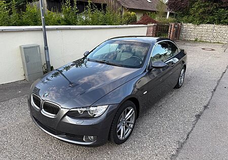 BMW 325i -