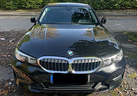 BMW 318i Automatik - Allwetterreifen Top Zustand