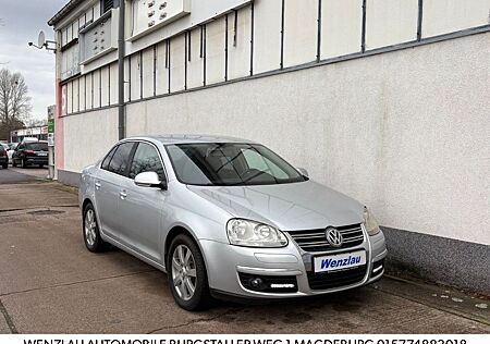 VW Jetta Volkswagen 1.6 Comfortline AHK