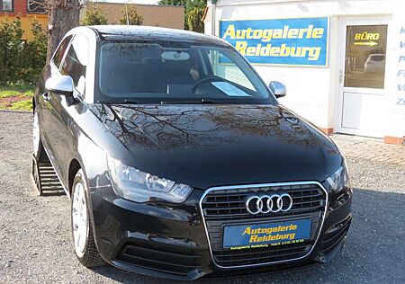 Audi A1 attraction Allwetter TOP Zustand