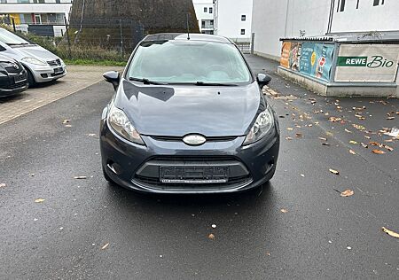 Ford Fiesta Trend aus 1-hand