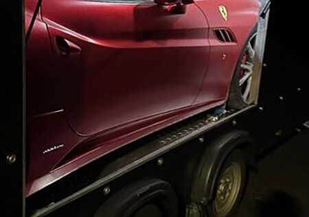 Ferrari California Rosso Imola 4.3 V8