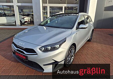 Kia Cee'd Sportswagon 1.5 T-GDI DCT Spirit Pano