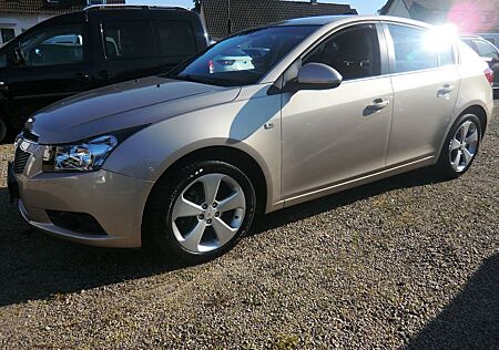 Chevrolet Cruze Hatchback LTZ