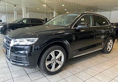 Audi Q5 quattro sport Leder