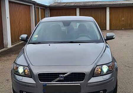 Volvo S40 D5