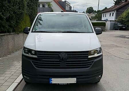 VW T6 Transporter Volkswagen T6 / T6.1 Transporter Automatik, Navi, AHK, MwSt