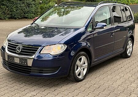 VW Touran Volkswagen 1.9TDI United*KLIMAAUTO*NAVI*ALU*SHZ*TOP*