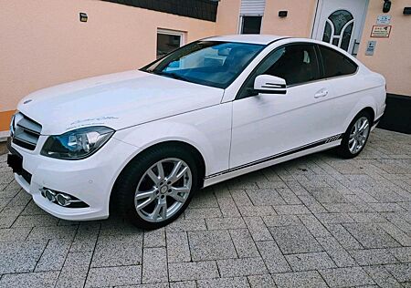 Mercedes-Benz CE 220 C 220 CDI Coupé -