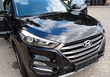 Hyundai Tucson blue Trend Edition 2WD