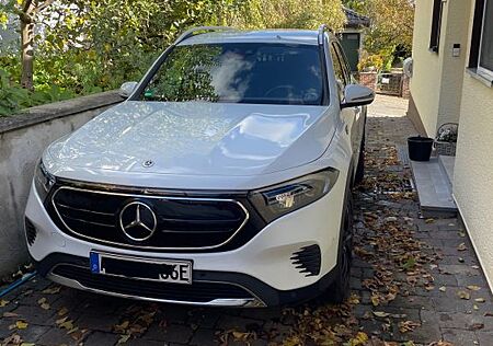 Mercedes-Benz EQB gebraucht kaufen Mercedes-Benz EQB 300 4MATIC -