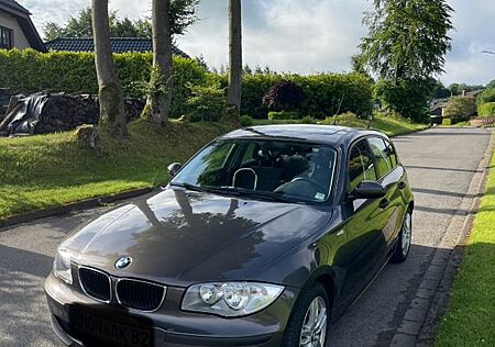 BMW 118i -