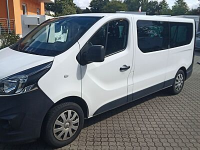 Opel Vivaro B  Combi L2H1  9 Sitzer Bus