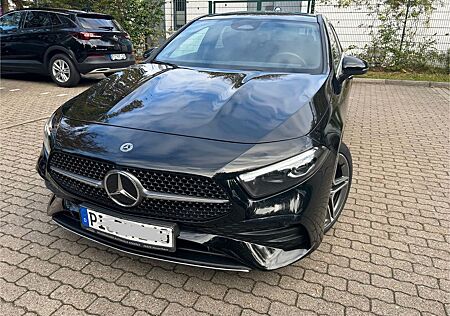 Mercedes-Benz A 200 DCT - AMG Line \Panoramadach\ Soundsystem