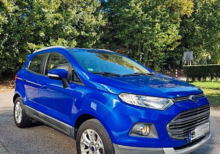 Ford EcoSport 1,0 Titanium 125PS,Wartung und TÜV neu