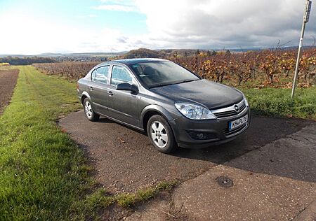 Opel Astra 1.6 Ecotec - TÜV neu - neuer Zahnriemen