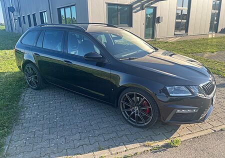 Skoda Octavia 2.0 TDI RS Combi RS, Top Zustand