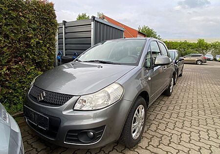 Suzuki SX4 Streetline Classic 1.5 / Klima/Sitzh/EURO5/