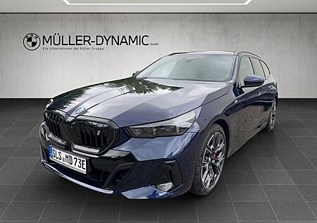 BMW i5 eDrive40 TOURING M SPORT PRO PANO B&W AHK