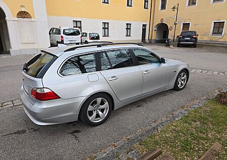 BMW 525i A Touring -