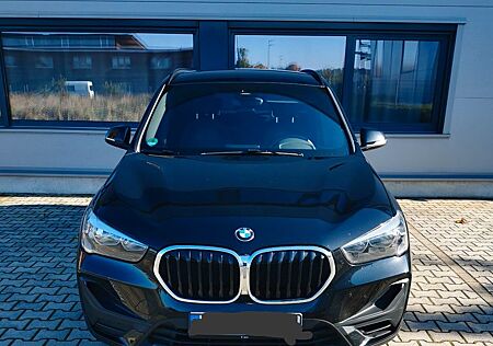 BMW X1 BLACK *INKL! SERVICE* AMBIENTE - 18i