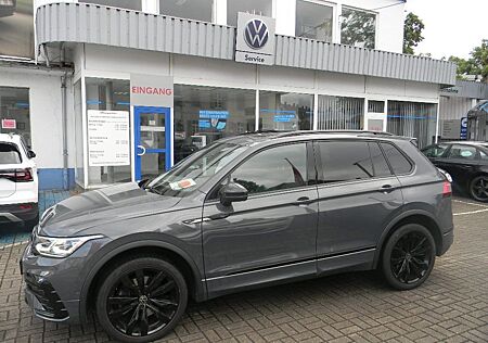 VW Tiguan Volkswagen R-Line 4M. BLACK STYLE 2,0 TDI DSG AHK PA