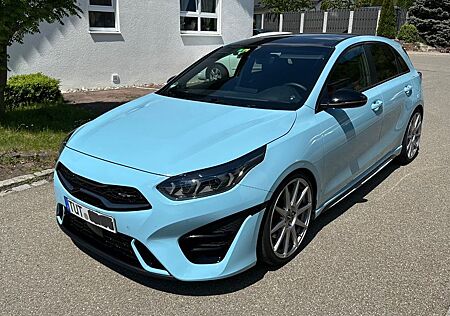 Kia Cee'd Ceed GT 1.6 T-GDI DCT