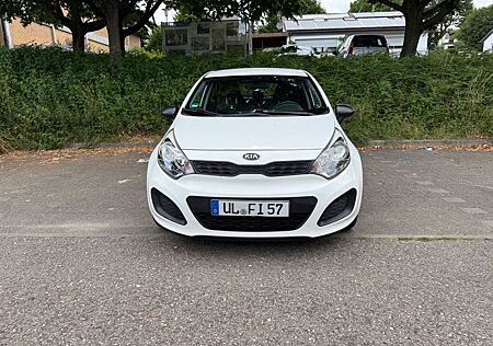 Kia Rio 1.2 Attract Attract