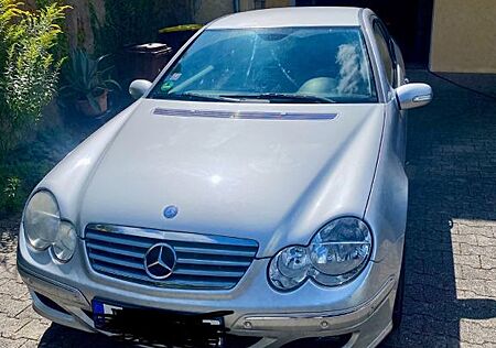 Mercedes-Benz 220 C220 Cdi