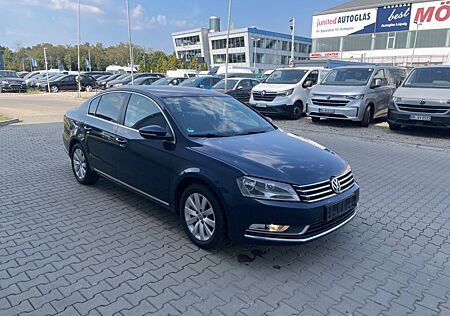 VW Passat Volkswagen Lim. Comfortline Klimaautomatik Alu Navi