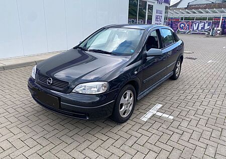 Opel Astra 1.6 Automatik -