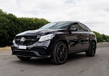 Mercedes-Benz GLE 63 AMG /MB100/PANO/360°/NIGHT/LED
