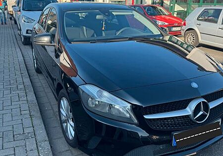 Mercedes-Benz A 180 d -
