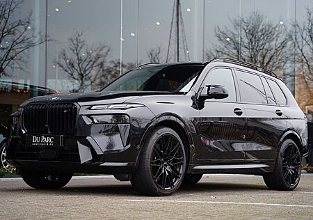 BMW X7 M60 i 7 Sitzer Panoramaroof CHRISTMAS PRESENT