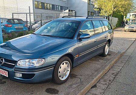 Opel Omega Caravan , Top Zustand