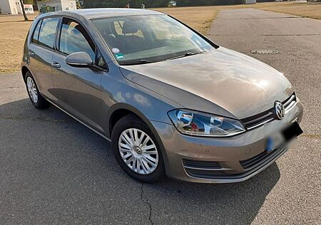 VW Golf Volkswagen 7 1.2 TSI 85 PS erste Hand, abnehmbare A