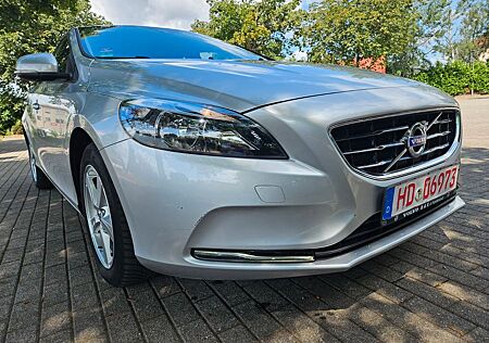 Volvo V40 D3 AUTOMATIK/KLIMA/RC/EURO/6/NEU TUV AU/