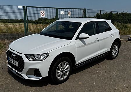 Audi A1 30 TFSI S tronic citycarver citycarver