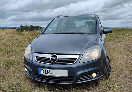 Opel Zafira 1.9 CDTI 88kW - NEU TÜV & AU