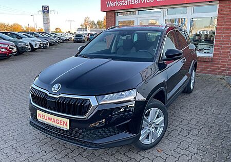 Skoda Karoq Selection DSG*Kamera*schwAHZV*LED*SHZ*APP