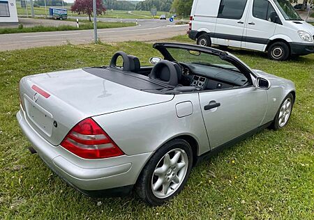 Mercedes-Benz SLK 200